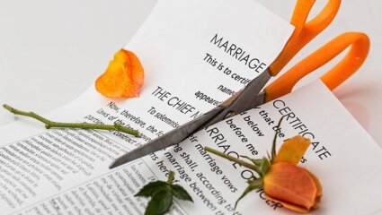 Sprawa o rozwód. Jak przebiega i co warto wiedzieć?